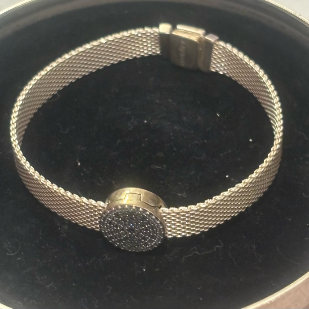 Pandora Silver Mesh Bracelet with Pavé Disc - Picture 9 of 14